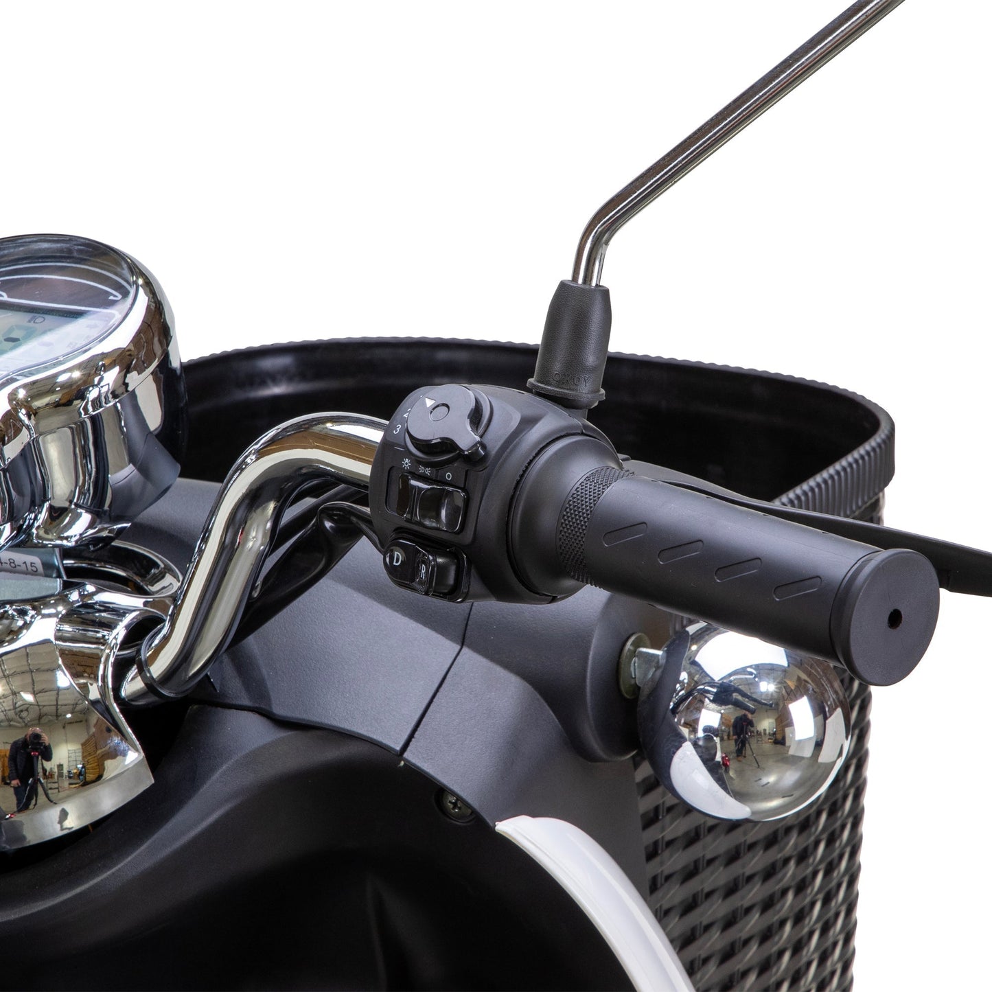 Bespoke Supreme 3 - Wheel Mobility Scooter - Wheelchairs in Motion